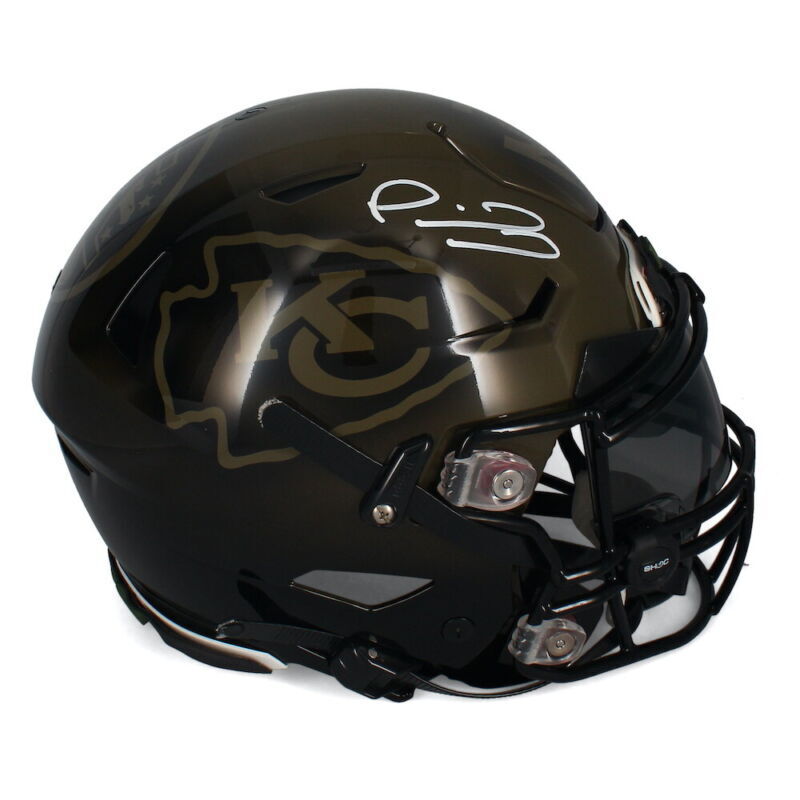 chiefs motorcycle helmet Patrick Mahomes Autographed Chiefs Custom Authentic Speed Flex Helmet – Super Sports Center