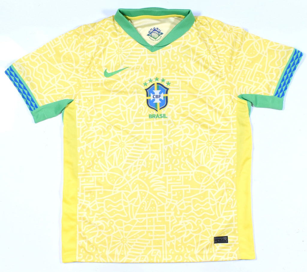 Raphinha Autographed Brazil Home Soccer Jersey #11 - Beckett