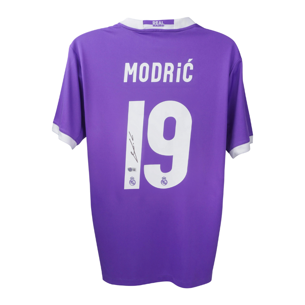 Luka Modric Signed Real Madrid FC UCL Final Soccer Jersey #19 with