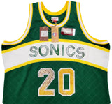 SONICS GARY PAYTON AUTOGRAPHED GREEN AUTH M & N JERSEY THE GLOVE BECKETT 203423