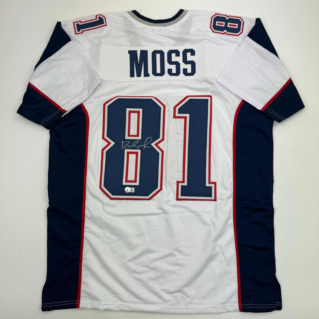 Autographed/Signed Randy Moss New England White Football Jersey