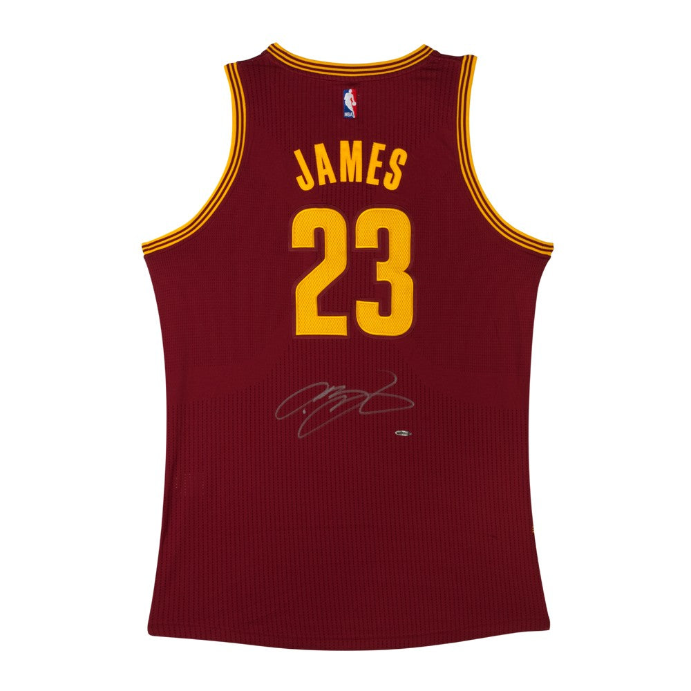 LeBron James' jersey most popular; Cavs No. 1 as well