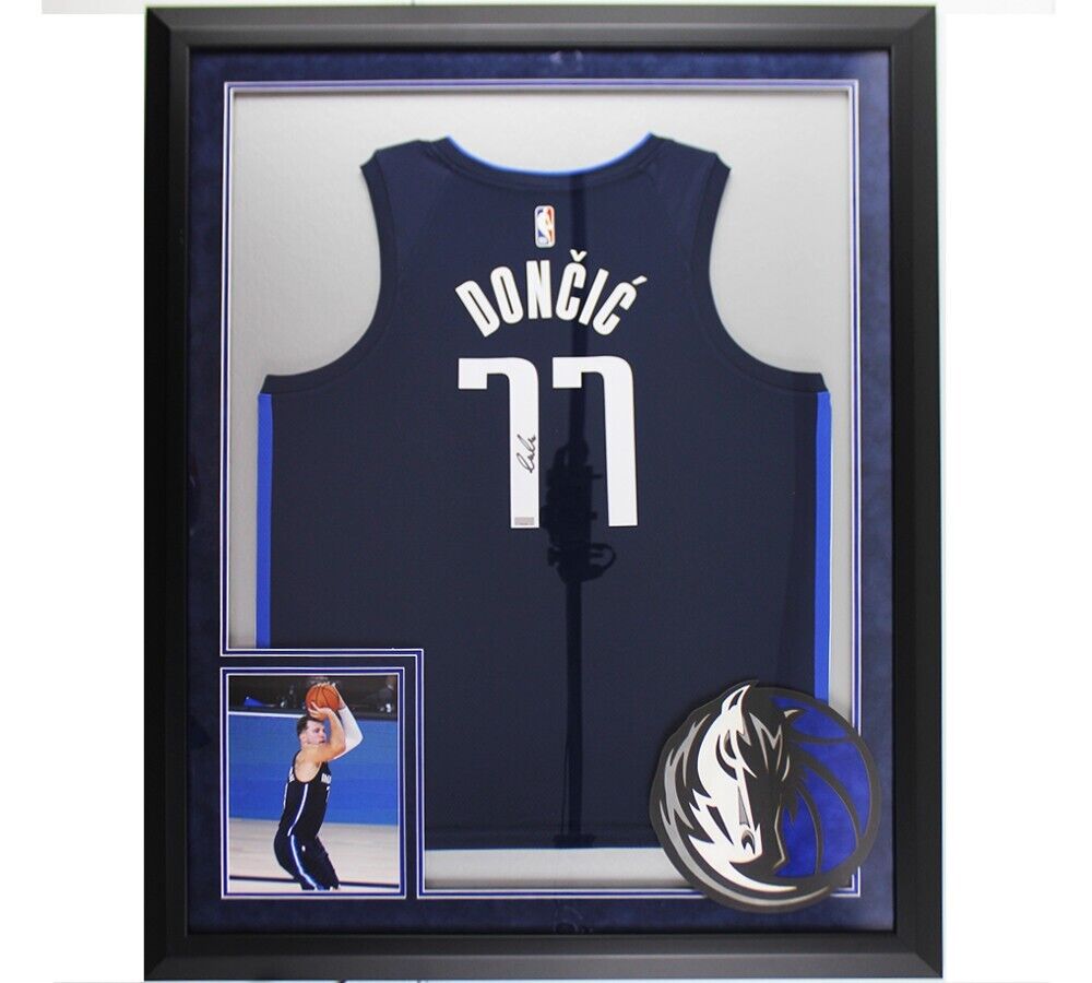 Dirk Nowitzki Autographed and Framed Blue Dallas Mavericks Jersey