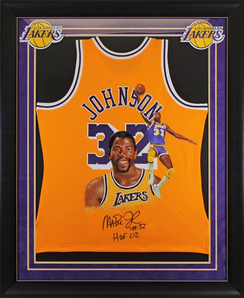 Magic Johnson Signed Vintage Lakers Warm-Up Jacket (Beckett COA)