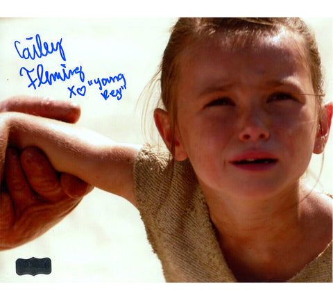 Cailey Fleming Signed Star Wars Unframed 8x10 Photo w/Young Rey
