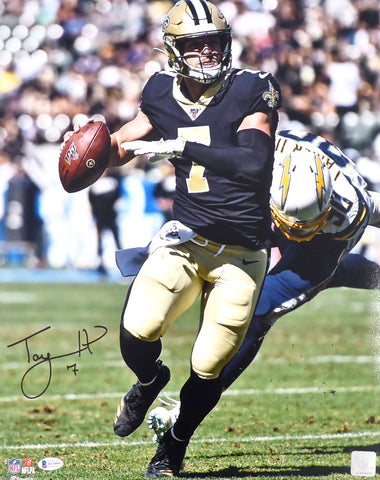 TAYSOM HILL AUTOGRAPHED 16X20 PHOTO NEW ORLEANS SAINTS BECKETT BAS STOCK #177452