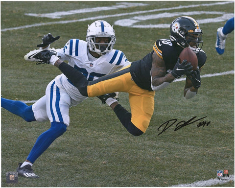 Diontae Johnson Pittsburgh Steelers Signed 16x20 Leaping Photo