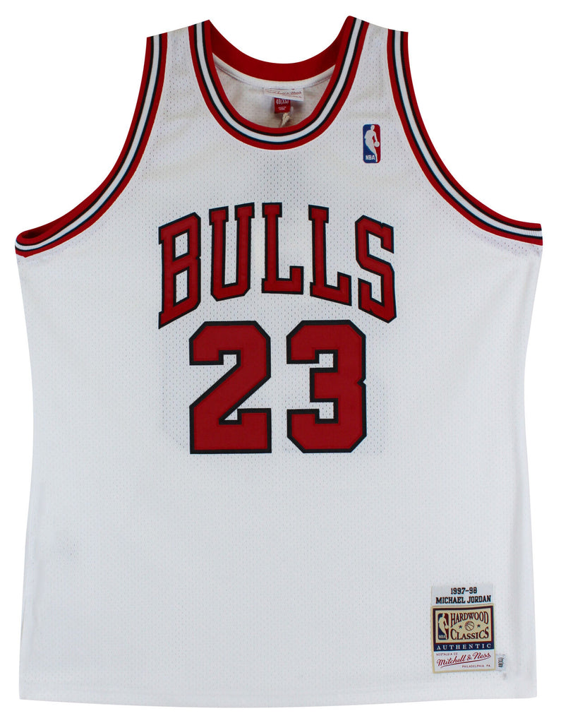Michael Jordan Chicago Bulls Signed Autographed Nike Jersey UDA COA