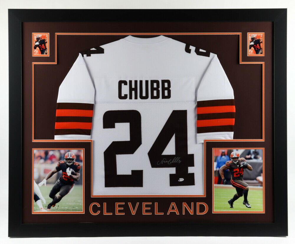 Nick Chubb Signed Brown 35 x 43 Framed Jersey (Beckett COA) Cleveland –  Super Sports Center