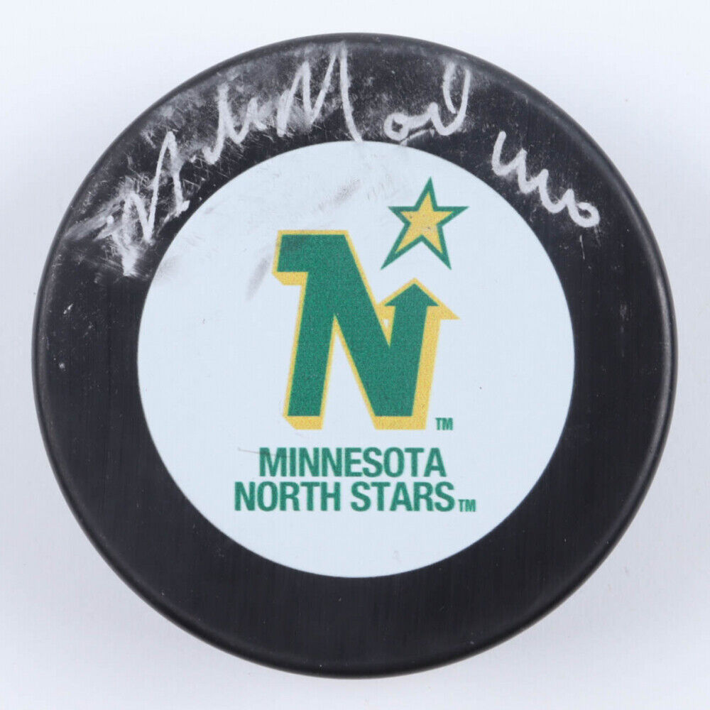 Mike Modano Signed Minnesota North Stars Jersey (Beckett COA) 2014 NHL  H.O.F.