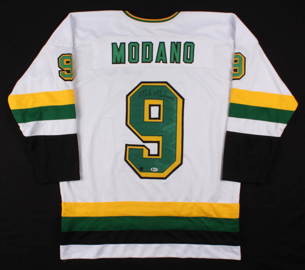 Mike Modano Hand signed & Custom Framed Jersey.
