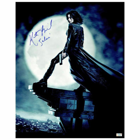 Kate Beckinsale Autographed Underworld Death Dealer Selene Moonlight 16x20 Photo