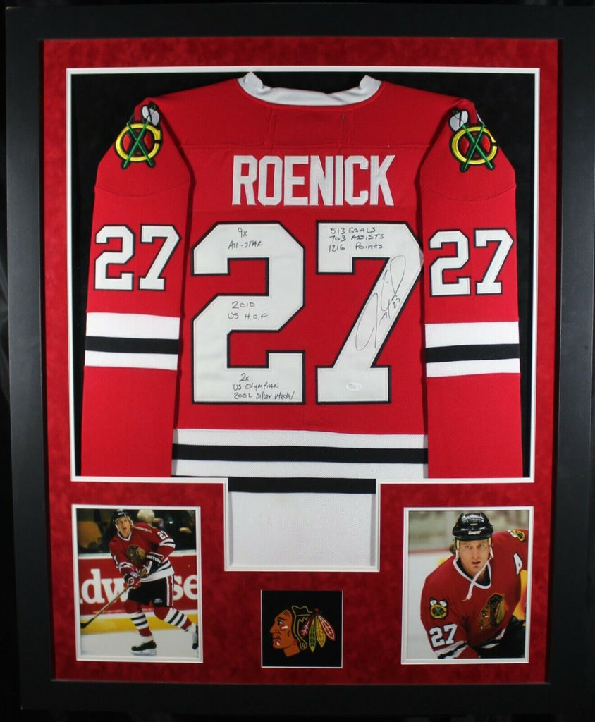 CHEVY CHASE-CLARK GRISWOLD AUTOGRAPHED FRAMED / MATTED CHICAGO BLACKHAWKS  JERSEY