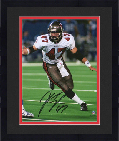 Framed John Lynch Tampa Bay Buccaneers Signed 8x10 Rushing Passer Photograph