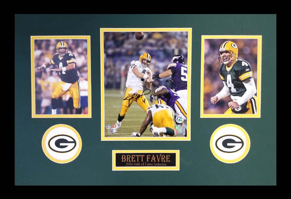 Brett Favre Signed Green Bay Packers Framed 8x10 NFL Photo - 421st Touchdown