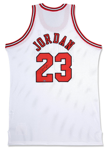 Michael Jordan Signed Chicago Bulls Home Jersey