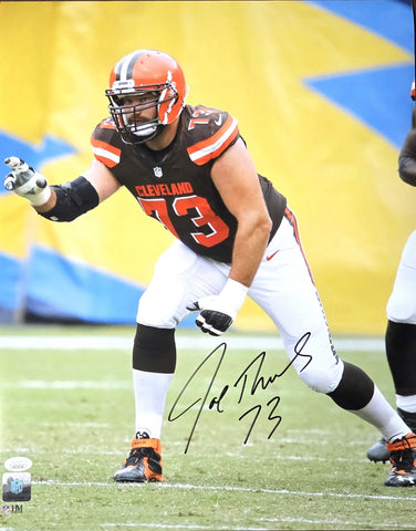 Cleveland Browns Hall of Famer JOE THOMAS Signed 16x20 Photo #7 AUTO - JSA