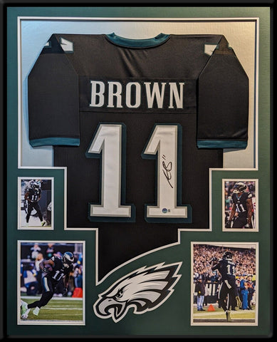 FRAMED PHILADELPHIA EAGLES AJ BROWN AUTOGRAPHED SIGNED JERSEY BECKETT HOLO