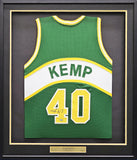 SEATTLE SUPERSONICS SHAWN KEMP AUTOGRAPHED FRAMED GREEN JERSEY MCS HOLO 215863