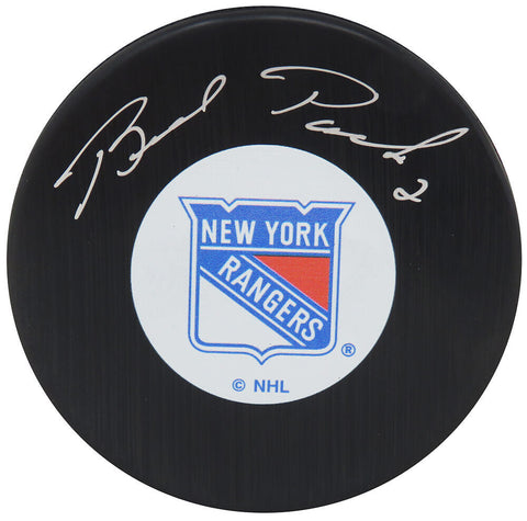 Brad Park Signed Rangers Team Logo Hockey Puck - (SCHWARTZ SPORTS COA)