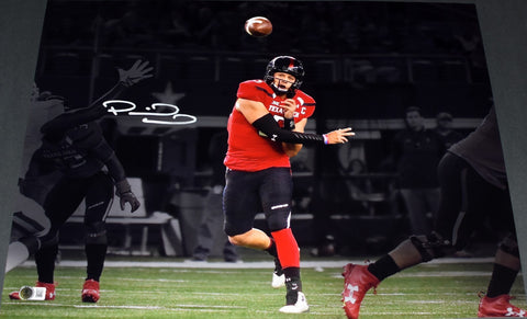 PATRICK MAHOMES II SIGNED TEXAS TECH RED RAIDERS SPOTLIGHT 16x20 PHOTO BECKETT