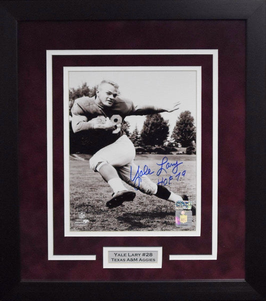 YALE LARY AUTOGRAPHED TEXAS A&M AGGIES 8x10 FRAMED PHOTO COA