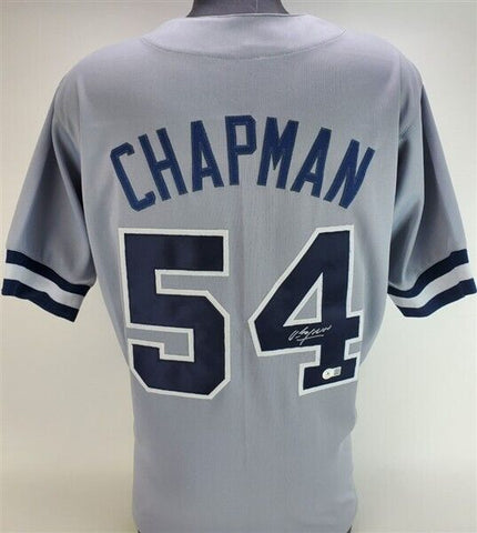 Aroldis Chapman Signed New York Yankees Road Jersey (Beckett) 7xAll Star Closer