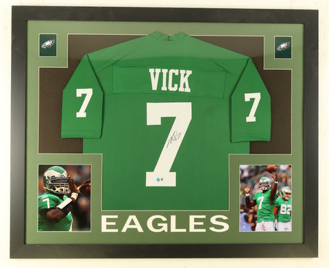 Michael Vick Signed Philadelphia Eagles 35"x43" Framed Jersey (Beckett) Pro Bowl