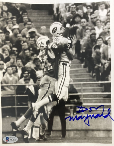 Don Maynard Signed 8x10 New York Jets Catch Photo BAS