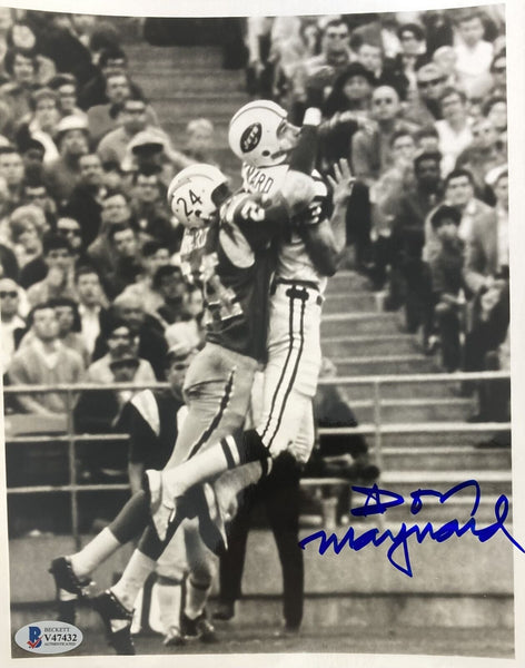 Don Maynard Signed 8x10 New York Jets Catch Photo BAS