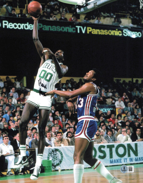 Robert Parish Autographed 11x14 Photo Boston Celtics Beckett BAS QR #SB30674