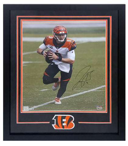 Joe Burrow Autographed Bengals "Roll Out" Framed 16" x 20" Photo Fanatics