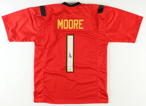 D J. Moore Maryland Terrapins Signed Jersey (PSA) Chicago Bears Wide Receiver