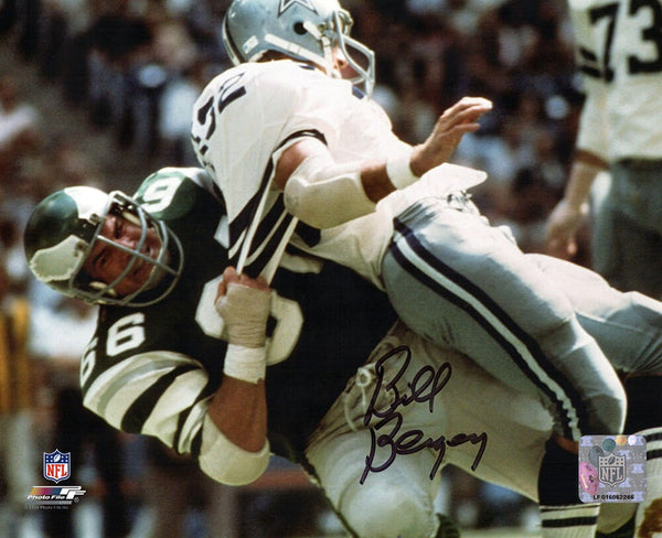 Bill Bergey Signed Eagles Tackle vs Cowboys Action 8x10 Photo - (SCHWARTZ COA)