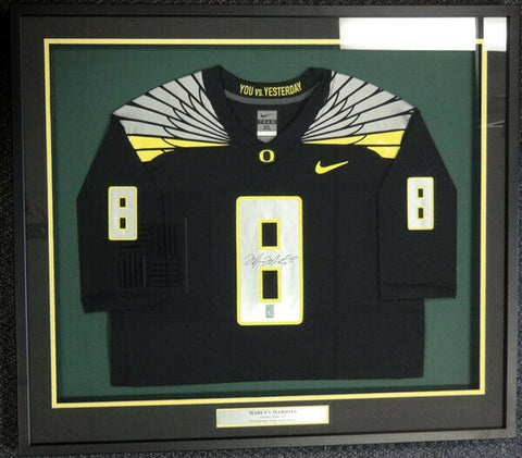 OREGON MARCUS MARIOTA AUTOGRAPHED SIGNED FRAMED BLACK NIKE JERSEY MM HOLO 89824