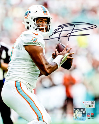 TUA TAGOVAILOA AUTOGRAPHED 8X10 PHOTO MIAMI DOLPHINS FANATICS HOLO STOCK #220686