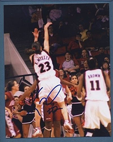 Kelly Milller Georgia Autographed/Signed 8x10 Photo 125809