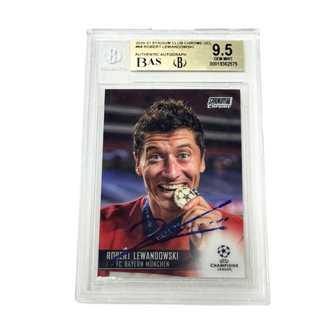Robert Lewandowski Signed 2020-21 Topps Stadium Club Chrome UCL - BGS 9.5