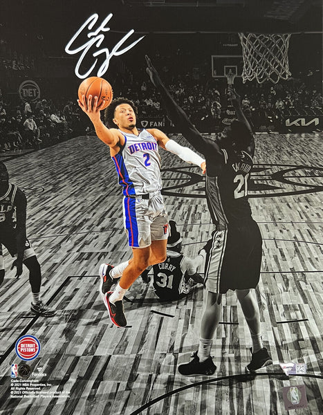 Cade Cunningham Autographed Detroit Pistons Spotlight 11x14 Photo FAN 41074