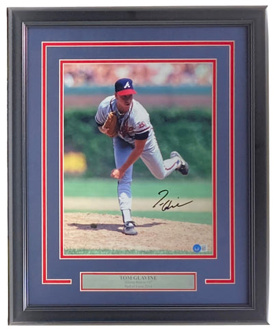 Tom Glavine Signed Framed 11x14 Atlanta Braves Photo BAS