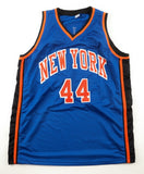 John Wallace Signed New York Knicks Jersey (JSA) 1996 1st Round NBA Draft Pck