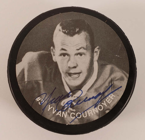 Yvan Cournoyer Signed Montreal Canadiens Photo Hockey Puck (JSA COA) HOF 1982