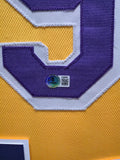 FRAMED LOS ANGELES LAKERS FLETCH CHEVY CHASE SIGNED JERSEY BECKETT COA