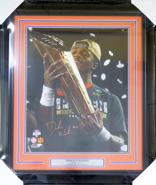 DESHAUN WATSON AUTOGRAPHED FRAMED 16X20 PHOTO CLEMSON TIGERS BECKETT BAS 123720