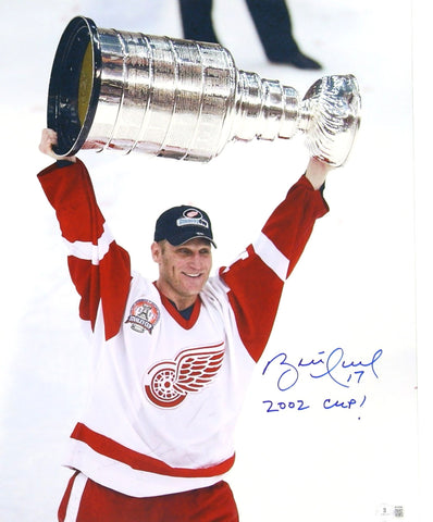 Brett Hull Signed Detroit Red Wings 16x20 Photo Inscribed HOF 2002 Cup (Beckett)