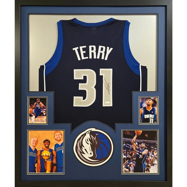 Jason Terry Autographed Signed Framed Dallas Mavericks Jersey JSA