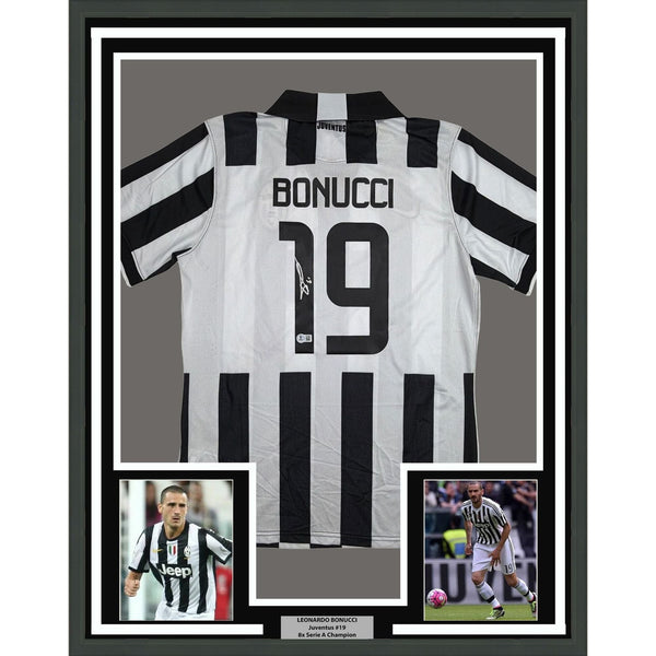 Framed Signed Leonardo Bonucci 35x39 Juventus White Jersey Beckett BAS COA