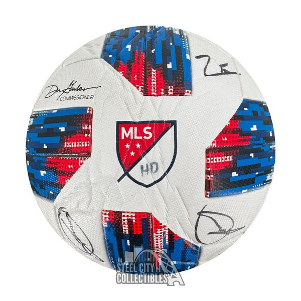2018 Houston Dynamo Auto Match Used Soccer Ball - JSA/Fanatics LOA (26 Sigs)