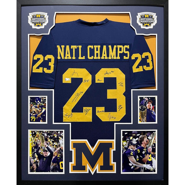 Michigan 2023 Team Autographed Signed Framed Nat Champ 11 Jersey BECKETT