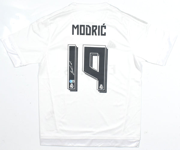 Luka Modric Autographed Real Madrid Home Soccer Jersey #19 - Beckett *L